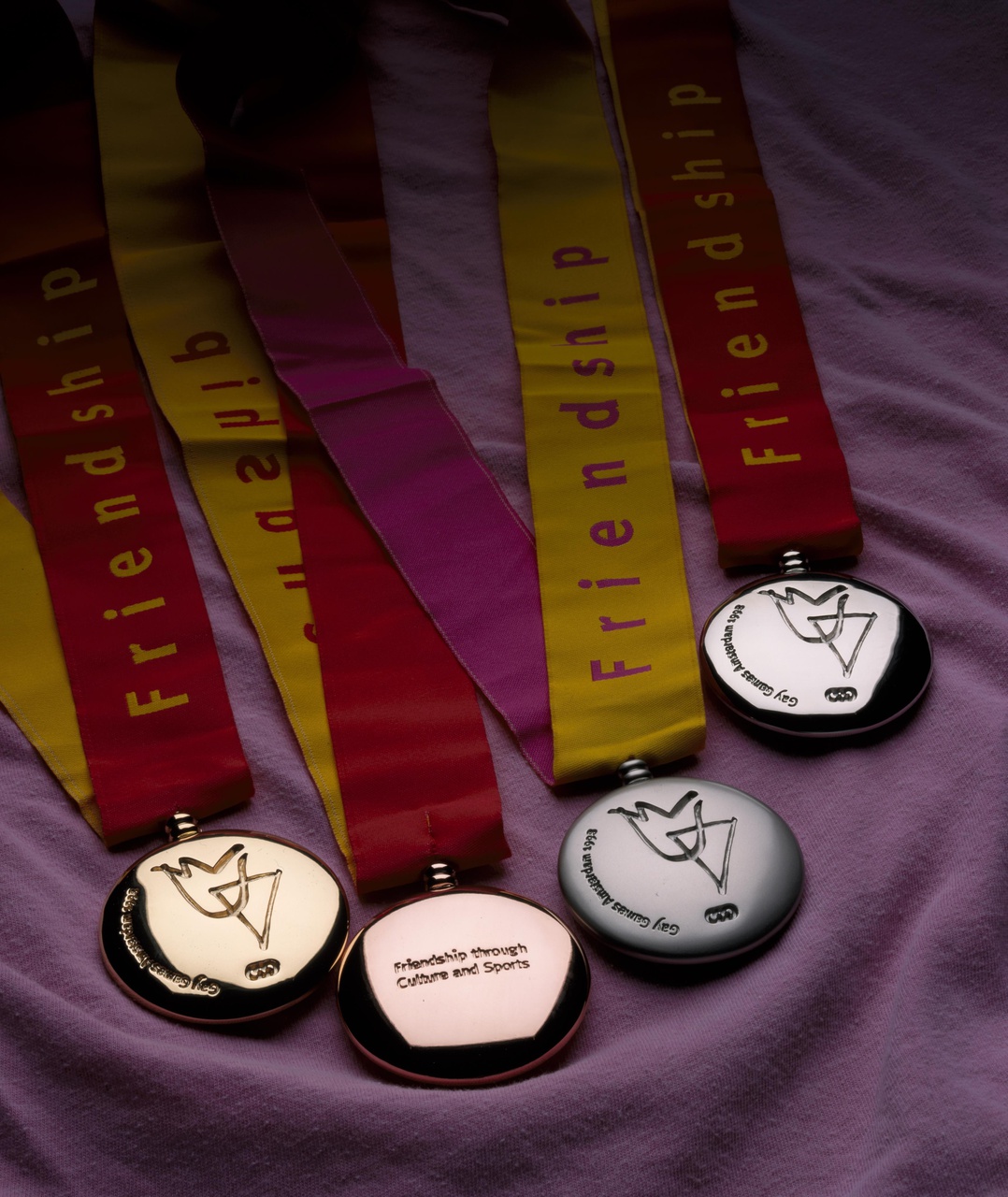 4 Medailles Gay Games
