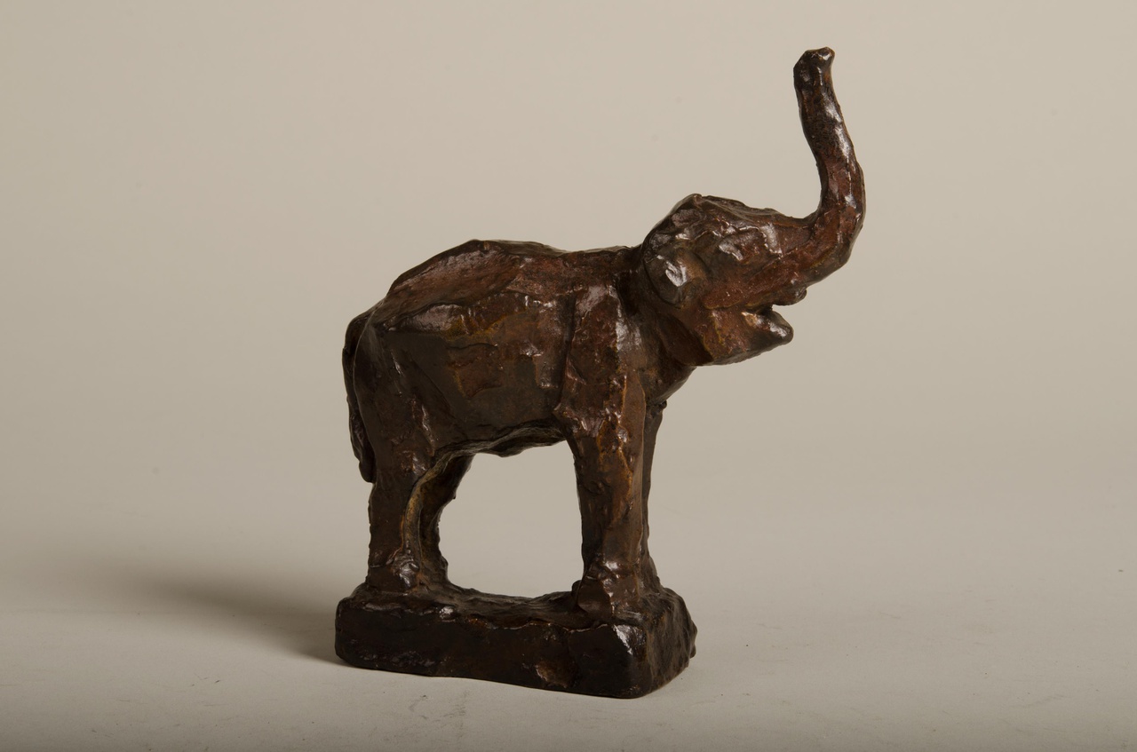 Sculptuur van een Olifantje