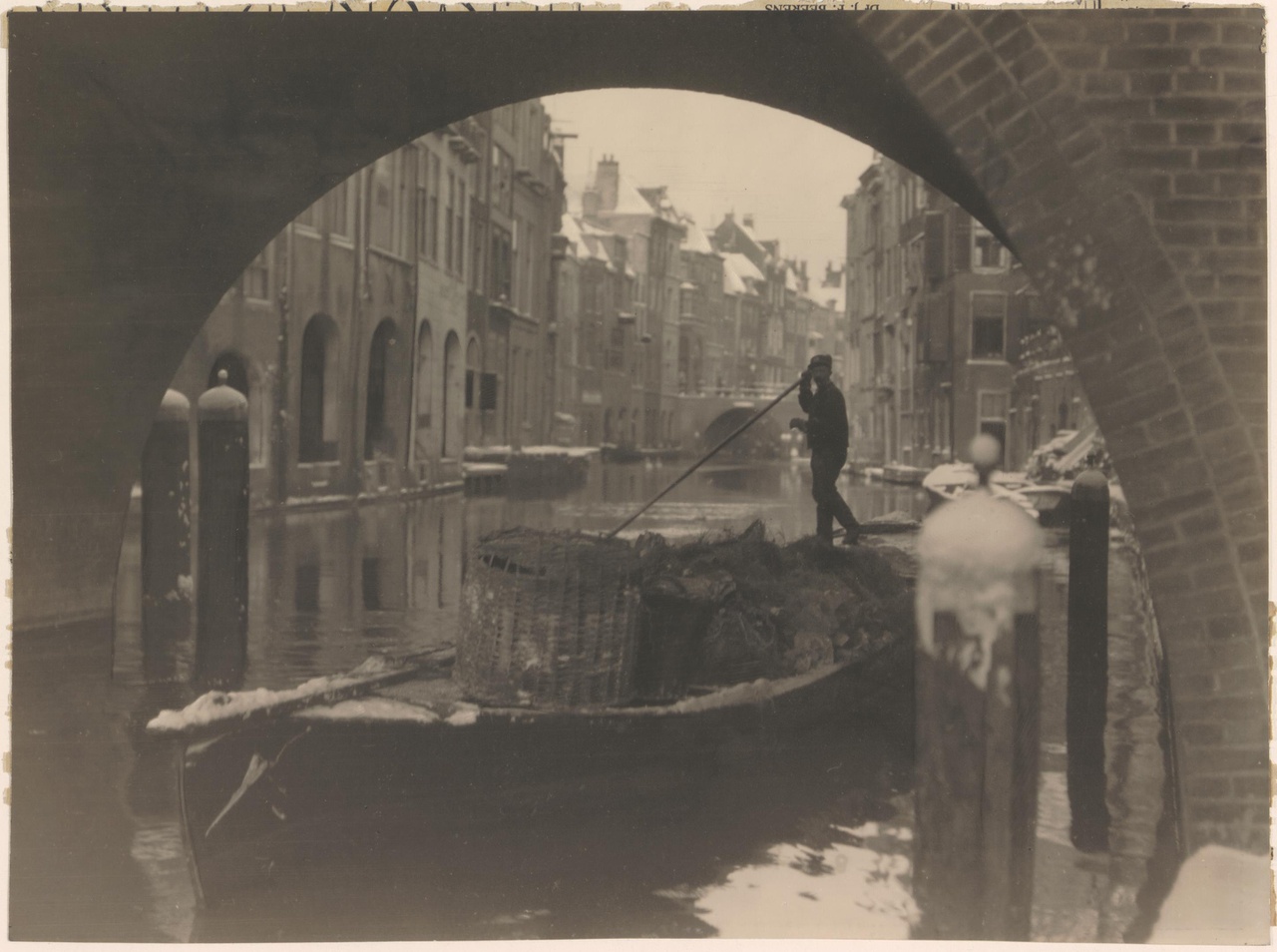 Winter aan de Oude Gracht te Utrecht