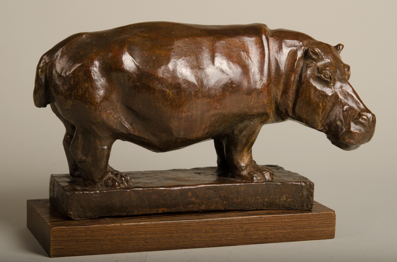 Sculptuur van een nijlpaard