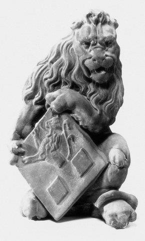 Wapendragende leeuw met het wapen van de familie Leeuwenberch