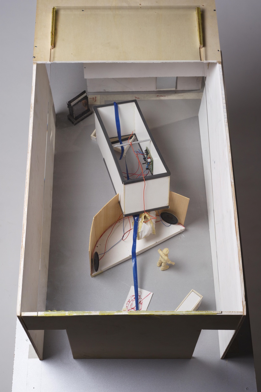 Maquette van de installatie: Flooding the mind of the young person today