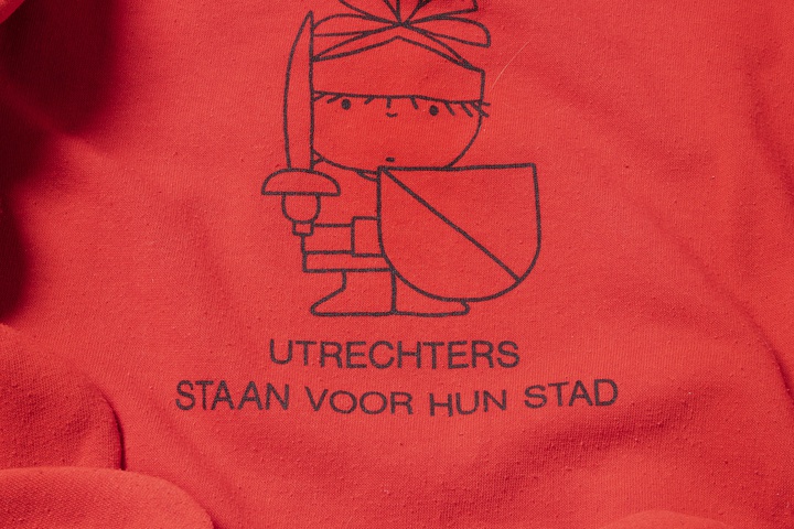 trui met opdruk logo 'Utrechters staan voor hun stad'