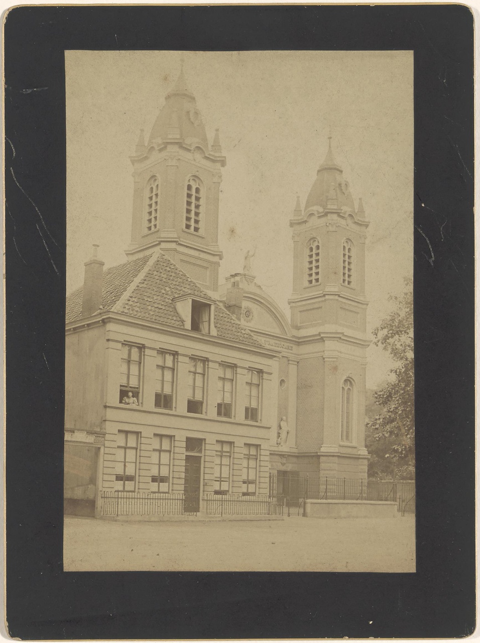 Foto van het geboortehuis van Catharina van Rennes
