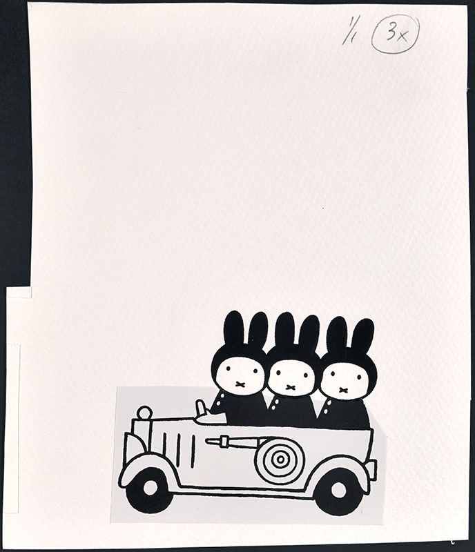 drie konijnen in een brandweerauto [vergelijk het kinderboek: snuffie en de brand; niet gebonden aan een kinderboek]