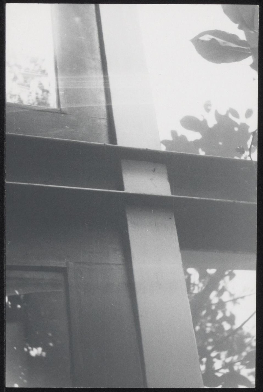 Afbeelding van Rietveld Schröderhuis - detail gevel vanaf achterbalkon