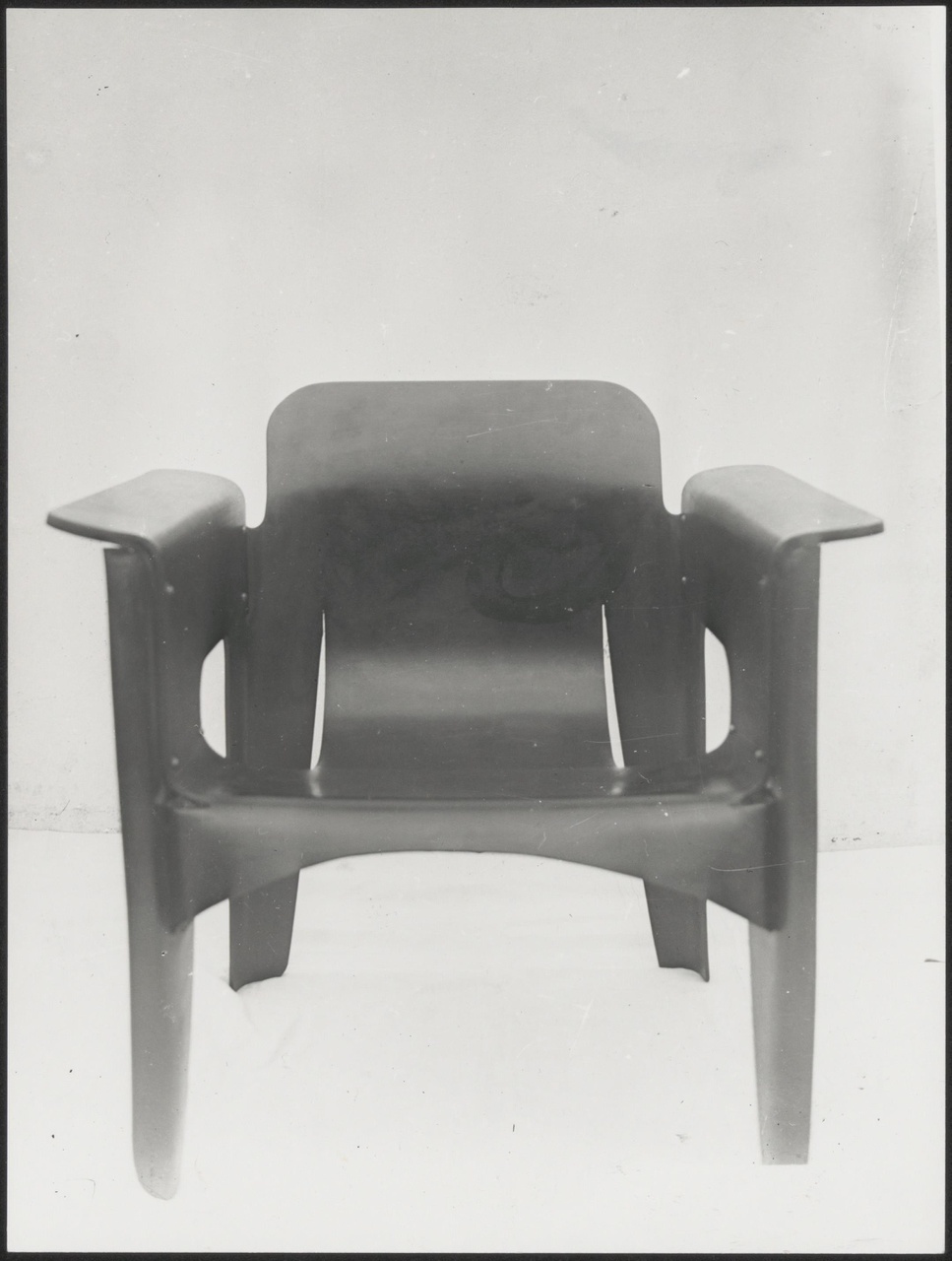 Afbeelding van Birza stoel, recht van voren