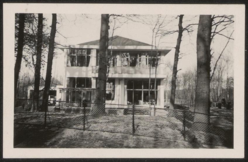Afbeelding van woning Hillebrand, ca.1935, tuinkant zijde recht aanzicht